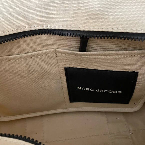 SOLD on Depop - Marc Jacobs Tote Bag 👜 - Picture 6 of 10